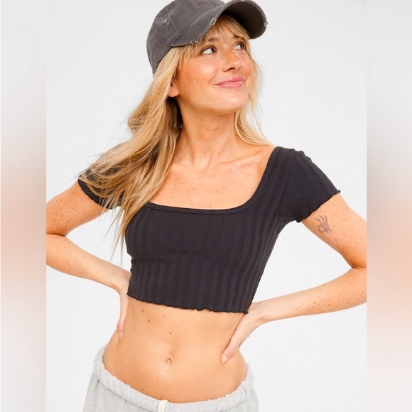 aerie Tops - Aerie offline S NWT BLACK SCALLOPED EDGES WIDE RIBBED SQUARE NECK CROP T…